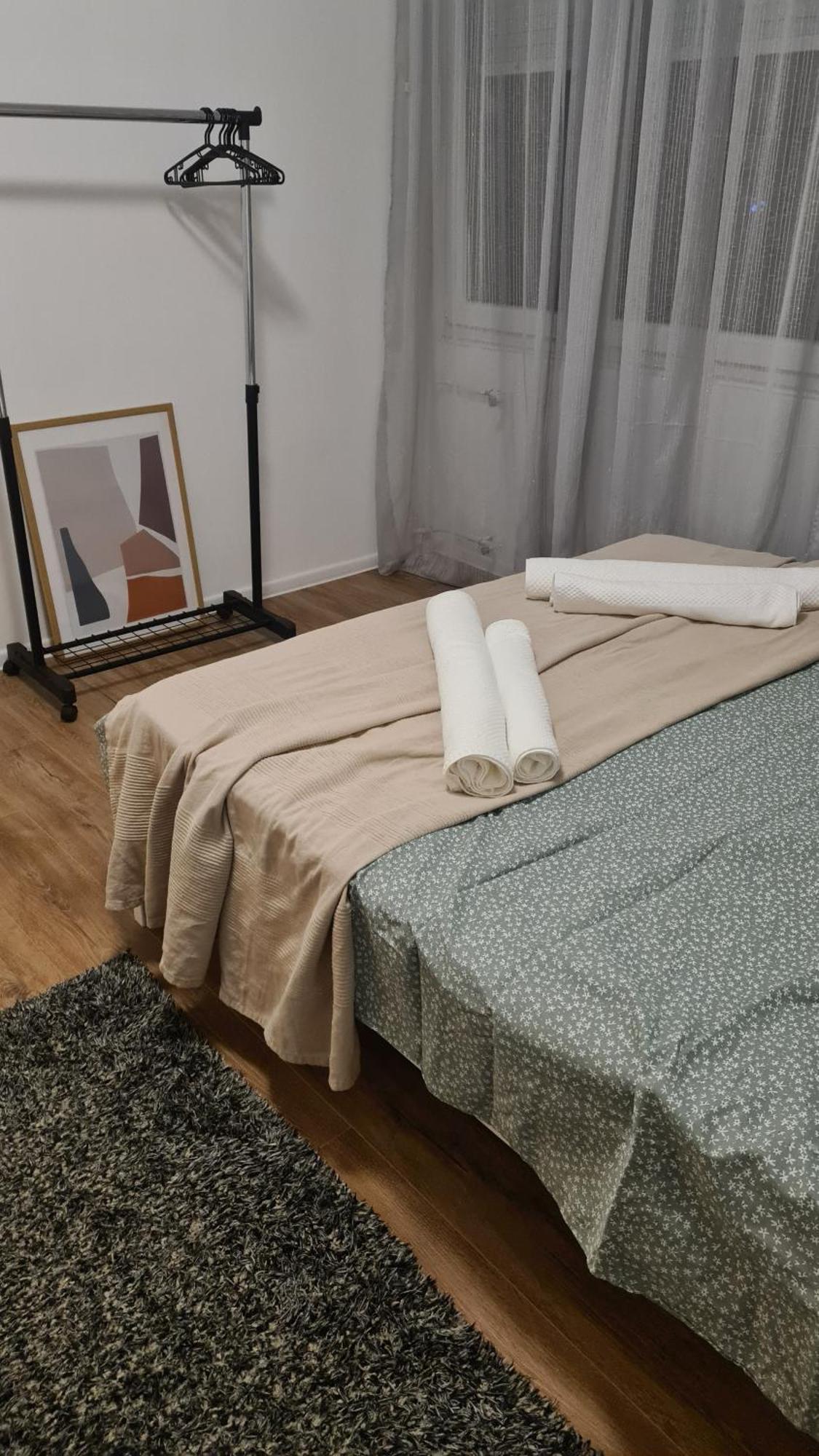 Peni Apartman Centar บันยาลูกา ภายนอก รูปภาพ
